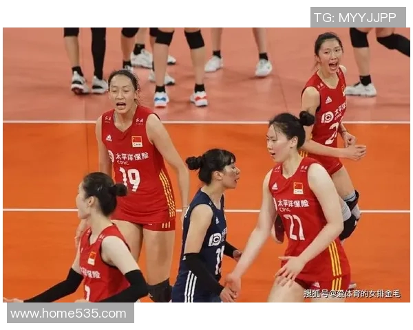 重庆排球队心理素质深度对比分析与提升策略探讨