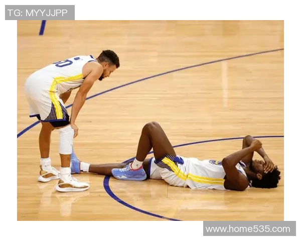 勇士与步行者激战正酣新浪体育全程直播精彩瞬间回顾