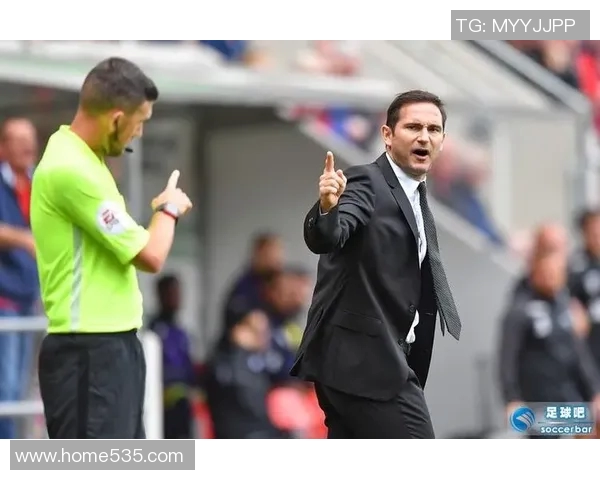 圣马丁与戈多伊的对决：足球场上的激情与荣耀之战