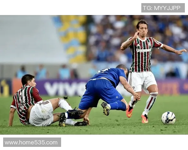 巴拉那与米竞技激战正酣球迷期待精彩对决与精彩进球 巴拉那与米竞技激战正酣球迷期待精彩对决与精彩进球