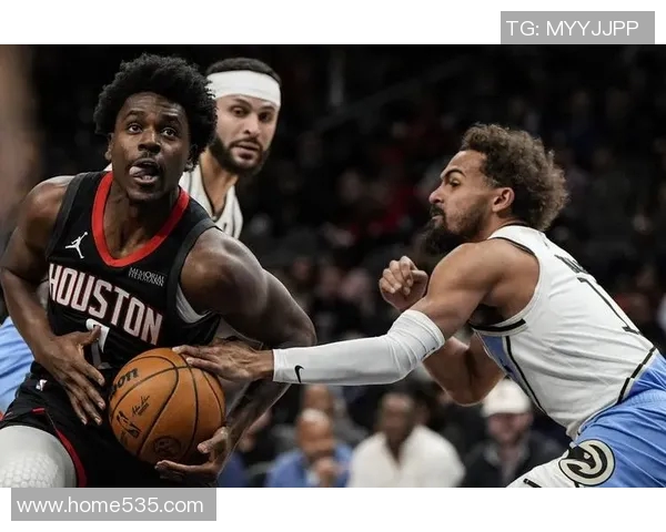 火箭队与老鹰队激战三加时上演篮球史诗般的精彩对决 火箭队与老鹰队激战三加时上演篮球史诗般的精彩对决