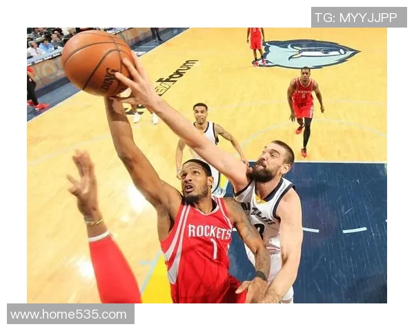 火箭队与上海队精彩对决直播全程回顾与精彩瞬间分析 火箭队与上海队精彩对决直播全程回顾与精彩瞬间分析