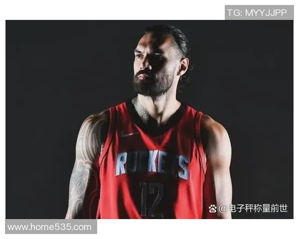 克林特卡佩拉：从瑞士篮球新星到NBA顶级中锋的成长之路