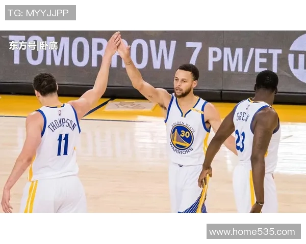 勇士库里对决雷霆全力以赴展现篮球魅力的精彩之战