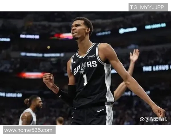 文班亚马法国队首战大放异彩砍下27分引发NBA球探热切关注 文班亚马法国队首战大放异彩砍下27分引发NBA球探热切关注